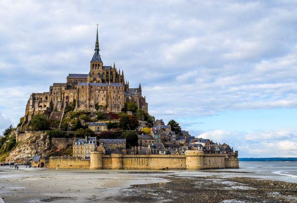 mont saint michel, abbey, saint michel-2489345.jpg
