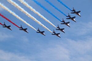 military parade, patrouille de france, airplanes-7321300.jpg