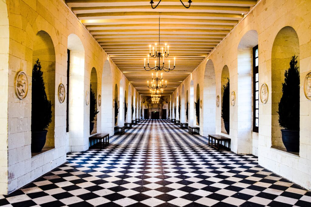 the gallery at chateau de chenonceau