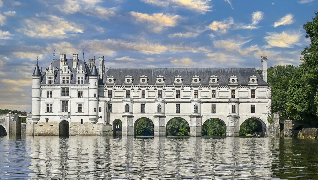 castle, palace, monument-6170371.jpg