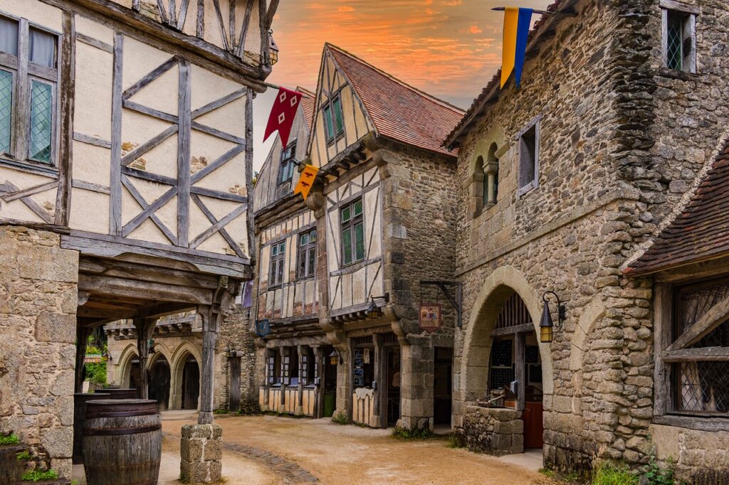 pu du fou village