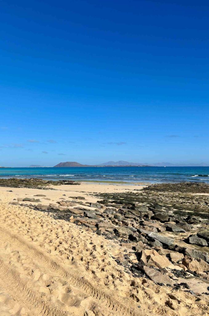 fuerteventura with kids_sand dune beach_the knowledge nuggets
