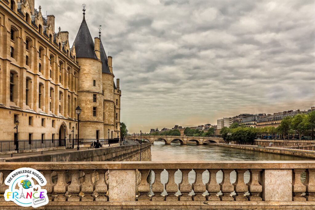 Ile de la Cite Paris Itinerary Kids - The Knowledge Nuggets