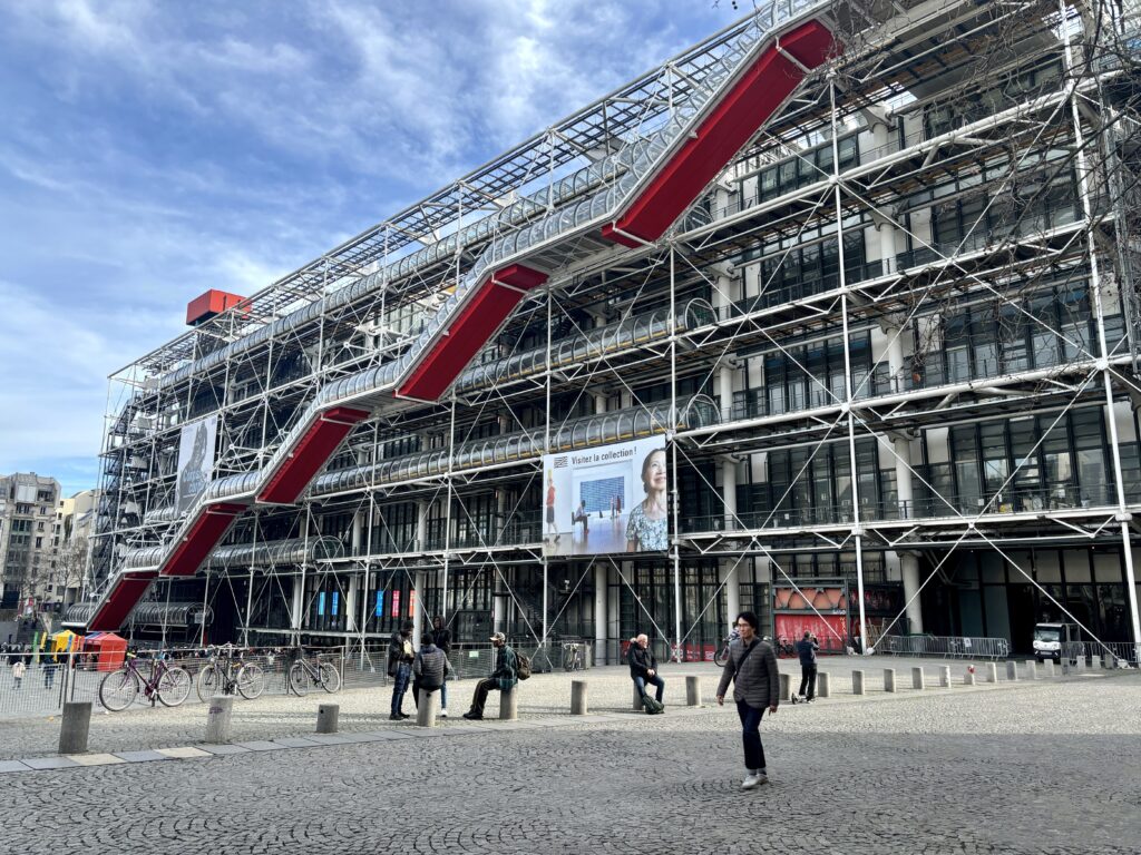 paris in january with kids_pompidou centre_the knowledge nuggets