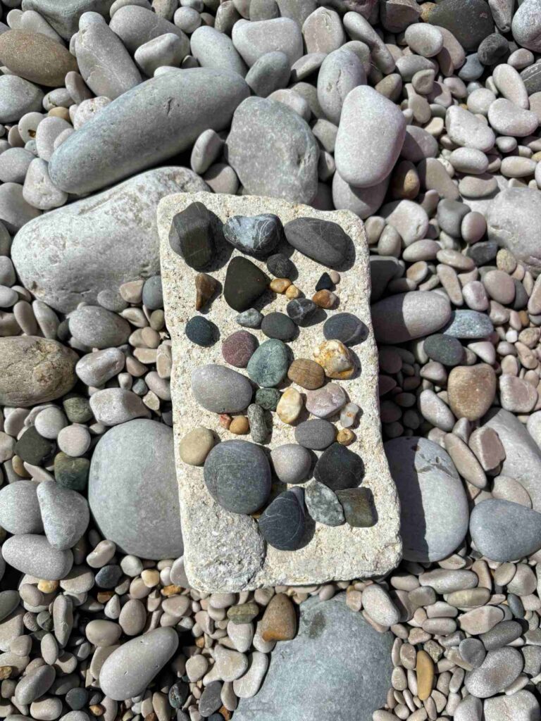Cassis-with-kids-beach-pebbles-the-Knowledge-Nuggets