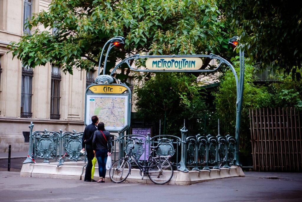 Paris-Metro-during-Olympics