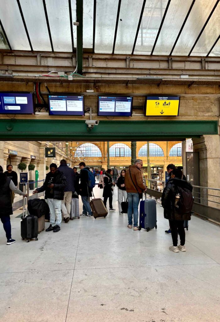 eurostar with kids_station_the knowledge nuggets