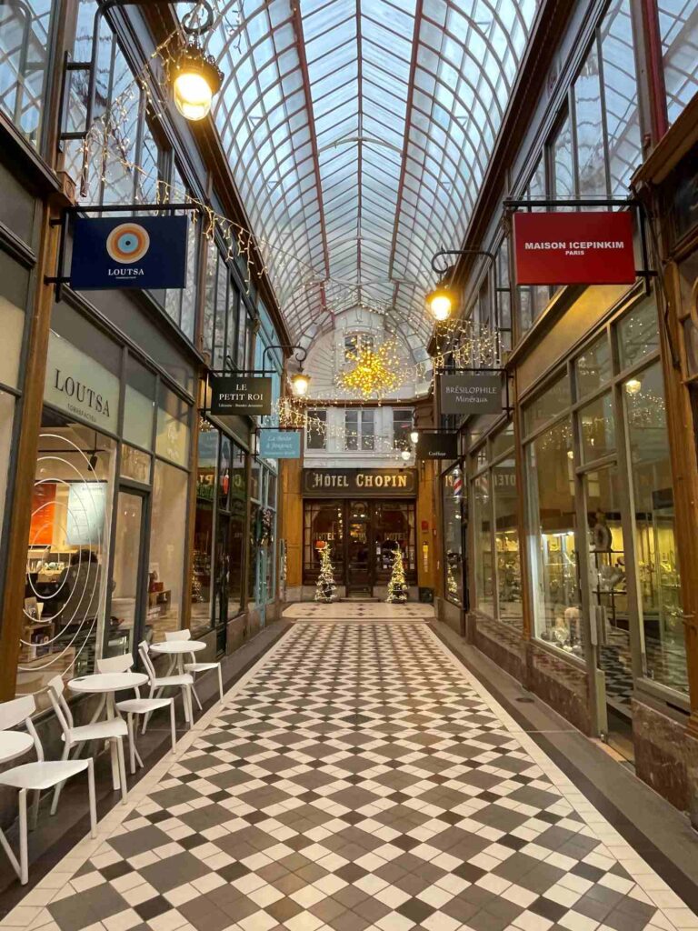 passage jouffroy-paris with kids when it rains-the knowledge nuggets
